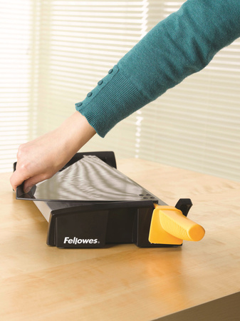 GILOTYNA FELLOWES FUSION A3