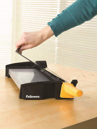 GILOTYNA FELLOWES FUSION A3