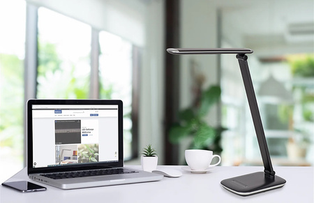 Lampka na biurko Maul Jazzy 8W USB czarna